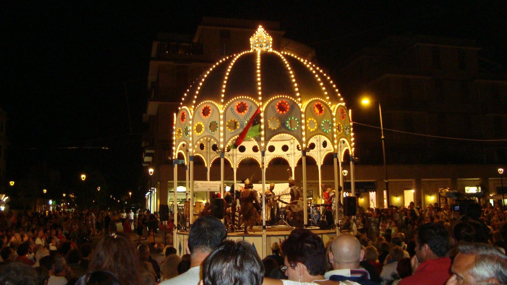 piazza_anco_marzio_2011_008.jpg
