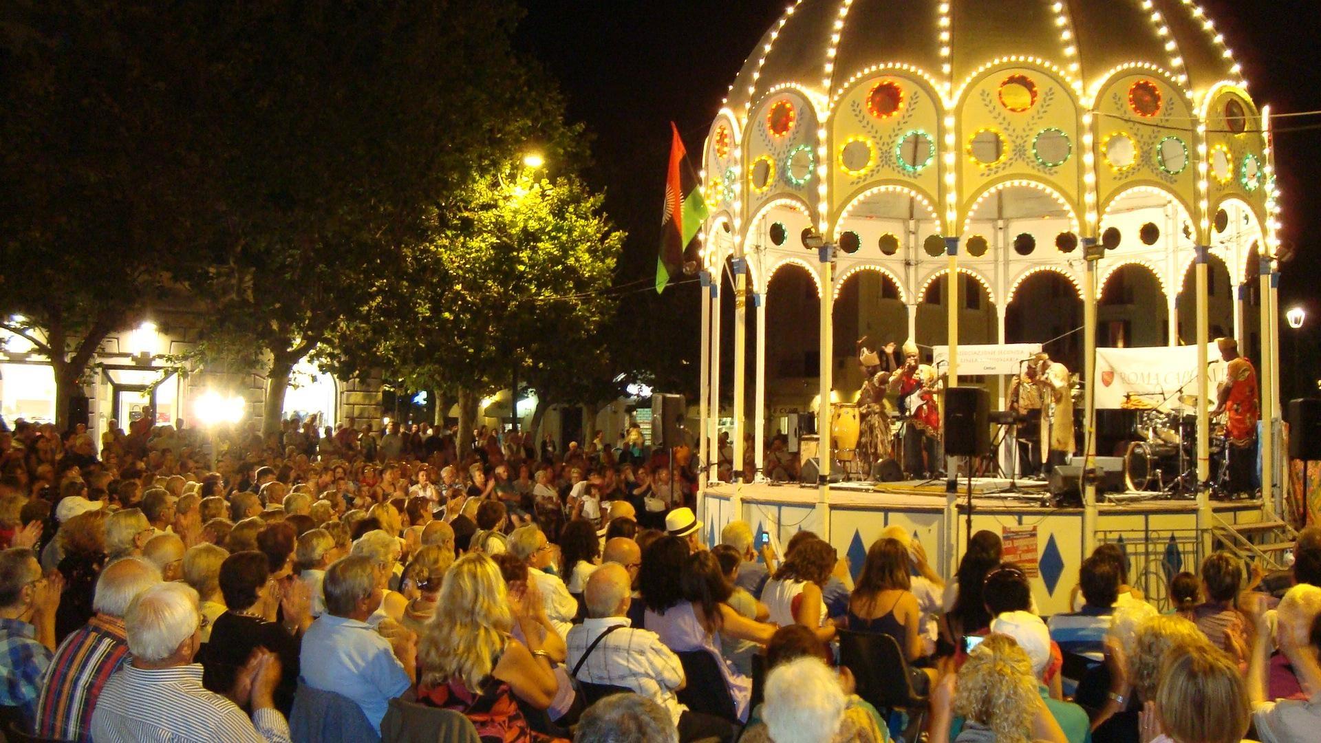 piazza_anco_marzio_2011_010.jpg